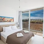 3-schlafzimmer-villa Mit Privatem Pool Im Zentrum By Interhome Protaras