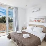 3-schlafzimmer-villa Mit Privatem Pool Im Zentrum By Interhome * Protaras