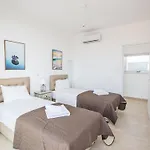 3-schlafzimmer-villa Mit Privatem Pool Im Zentrum By Interhome * Protaras