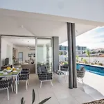 Feriehus 3-schlafzimmer-villa Mit Privatem Pool Im Zentrum By Interhome Protaras