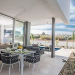 3-schlafzimmer-villa Mit Privatem Pool Im Zentrum By Interhome * Protaras