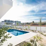 3-schlafzimmer-villa Mit Privatem Pool Im Zentrum By Interhome Feriehus Protaras