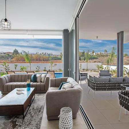Сasa de vacaciones 3-schlafzimmer-villa Mit Privatem Pool Im Zentrum By Interhome *
