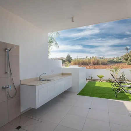 3-schlafzimmer-villa Mit Privatem Pool Im Zentrum By Interhome Сasa de vacaciones Protaras
