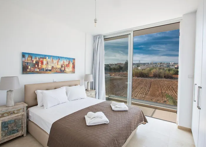 3-schlafzimmer-villa Mit Privatem Pool Im Zentrum By Interhome Protaras